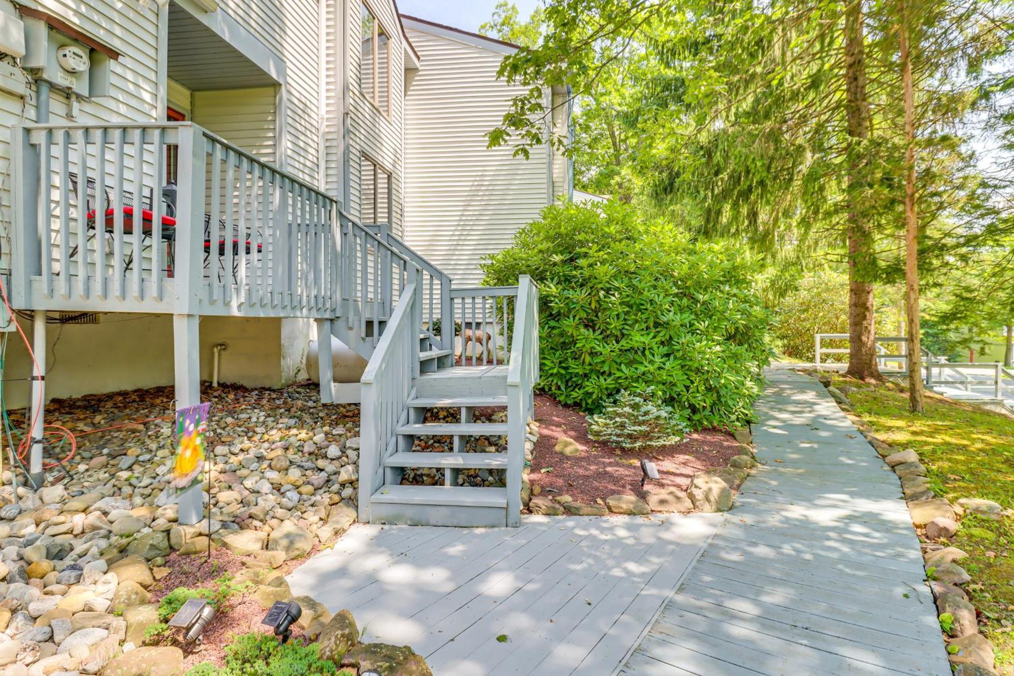 Lake Harmony Townhome Walk To Restaurants! Ngoại thất bức ảnh